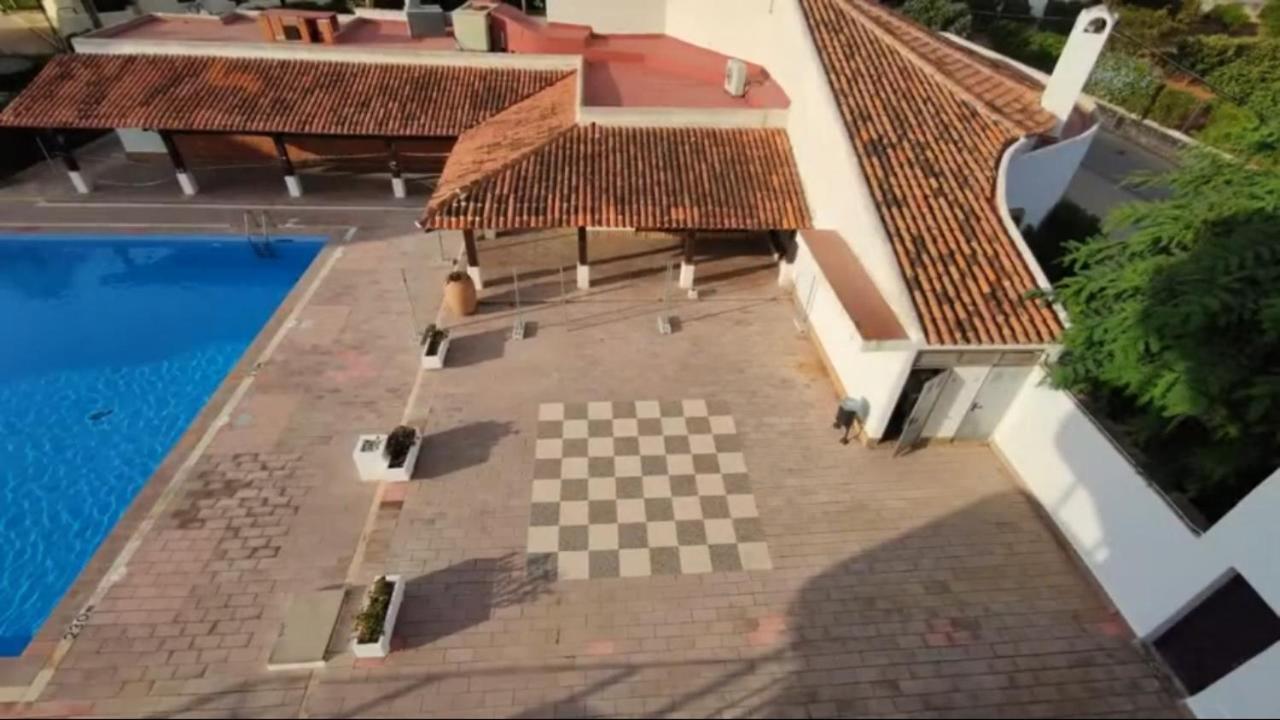 Felicidad Apartment